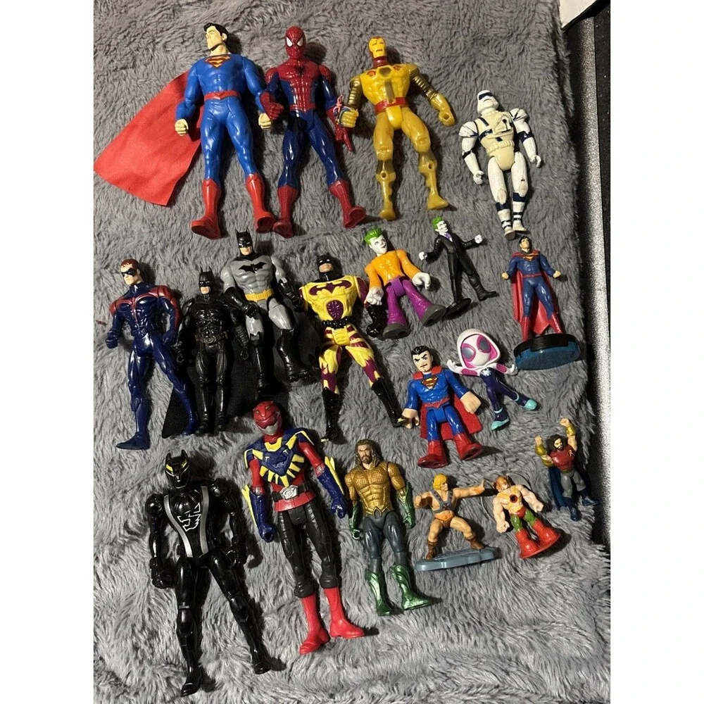 Superhero Action Figures Lot of 19 Toys  1990s-2000s, Marvel DC Batman Superman